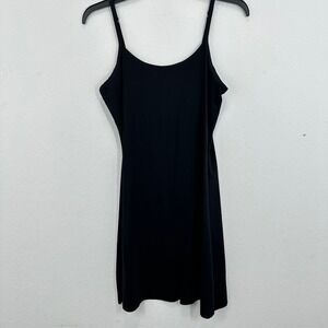 Nordstrom Black Sleeveless Slip Undergarment Mini Adjustable Strap Women Medium‎